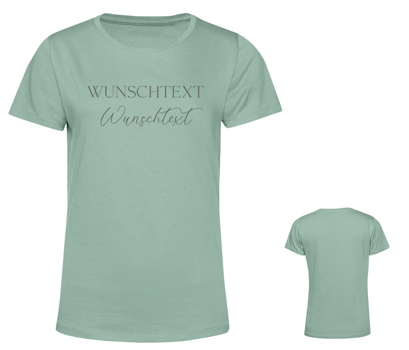 Personalisierbares Damen T-Shirt aus Baumwolle in Salbei mit individuellem Text, frei wählbarer Schriftart, Schriftfarbe und optionalem Glitzereffekt.